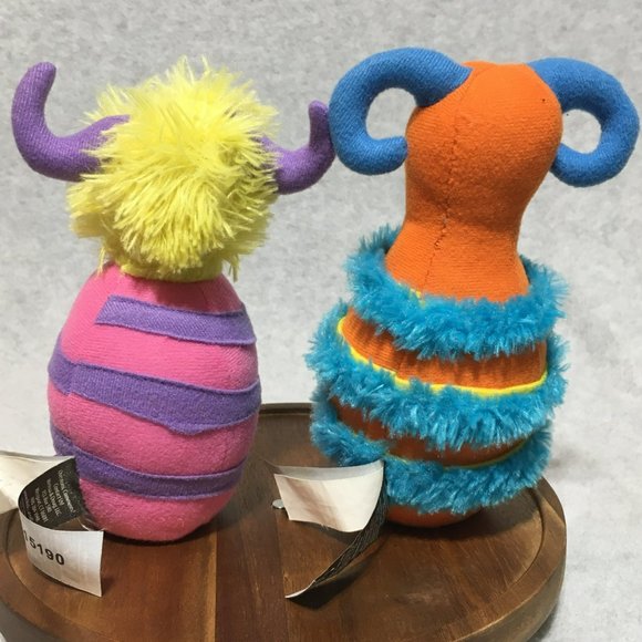 Melissa and Doug Monster Bowling Soft Plush Indoor Game 6 Pins 1 Ball - Picture 8 of 11